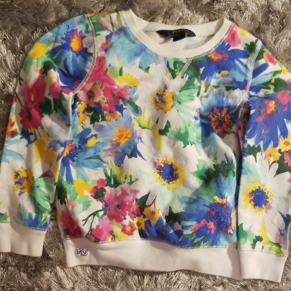 Sweatshirt